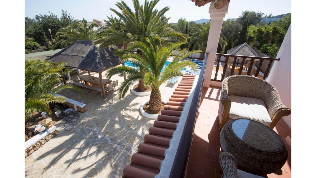 Villa Daniel 5 Mins By Taxi Into Ibiza Town Sant Jordi de ses Salines Exterior foto