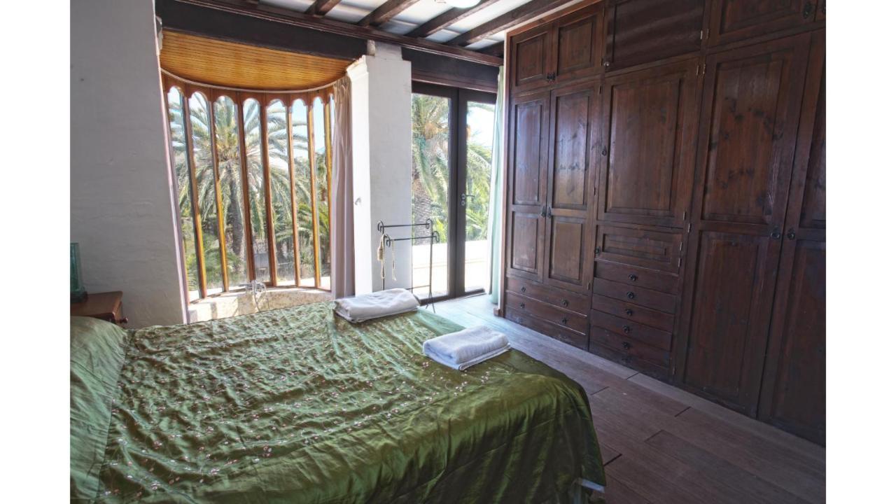 Villa Daniel 5 Mins By Taxi Into Ibiza Town Sant Jordi de ses Salines Exterior foto