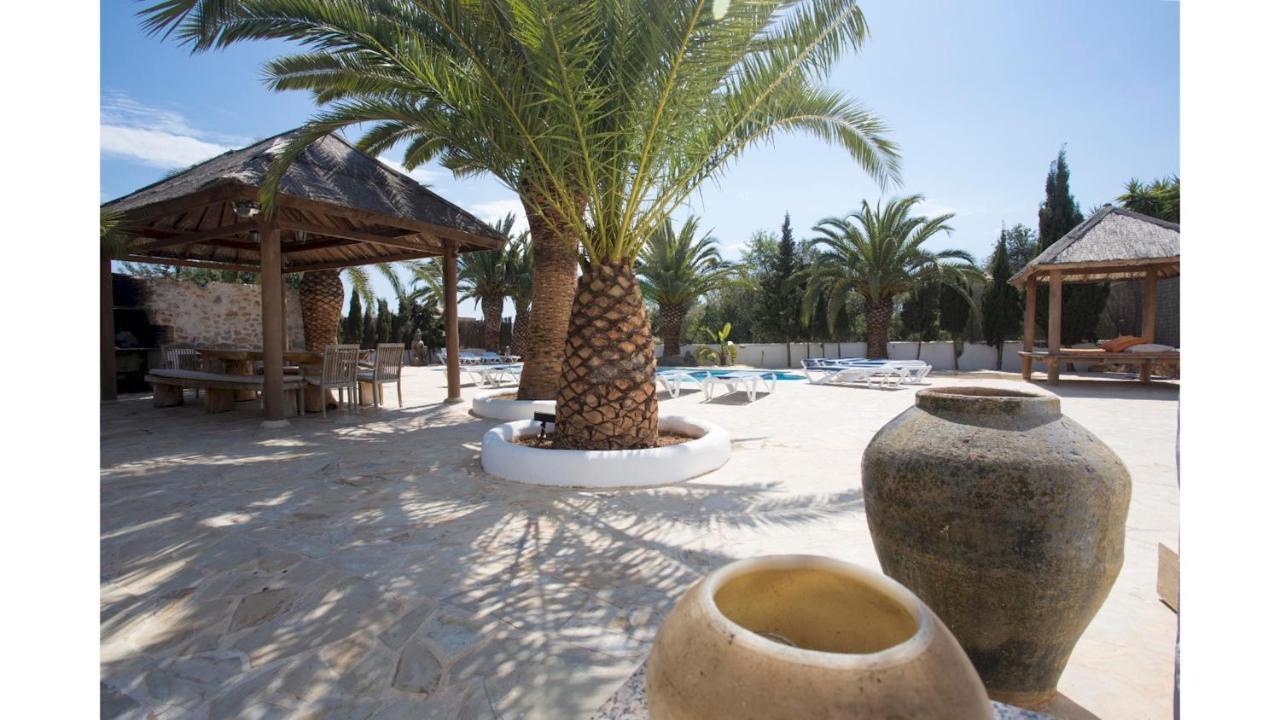 Villa Daniel 5 Mins By Taxi Into Ibiza Town Sant Jordi de ses Salines Exterior foto